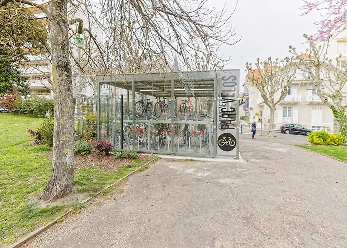 Dogon Reef - Plages - Halles - Hypercentre